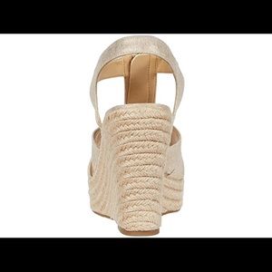 Micheal Kors Berkely wedge 8.5